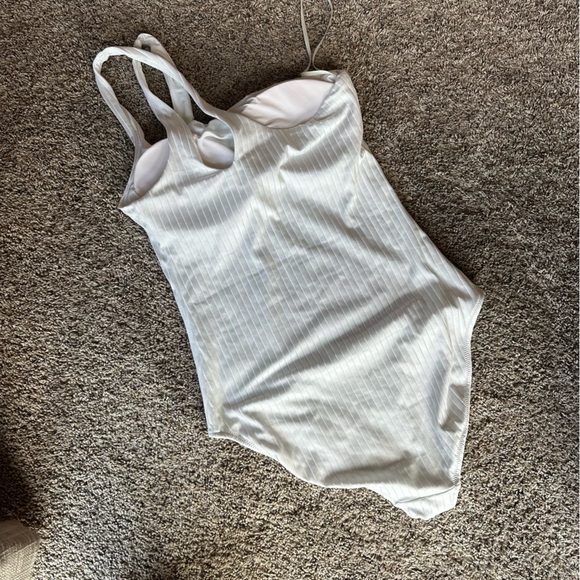 AERIE RIBBED SHINE ONE SHOULDER ONE PIECE SWIMSUIT - Picture 2 of 7